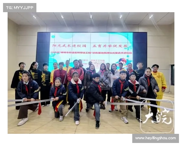 少林拳少年团进校园成果展演展现传统武术魅力震撼全场 少林拳少年团进校园成果展演展现传统武术魅力震撼全场