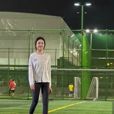 谭飞